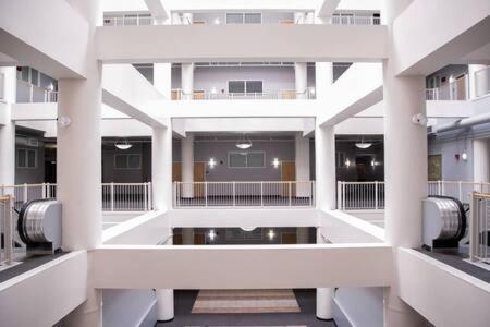 אינדיאנפוליס Cozysuites - 2Br With Direct Skybridge Access #5 מראה חיצוני תמונה