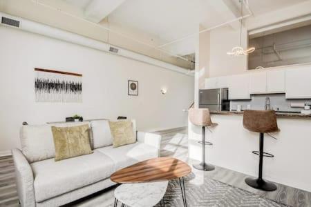 אינדיאנפוליס Cozysuites - 2Br With Direct Skybridge Access #5 מראה חיצוני תמונה